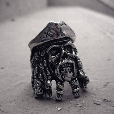 anneau-tete-de-mort-pirate